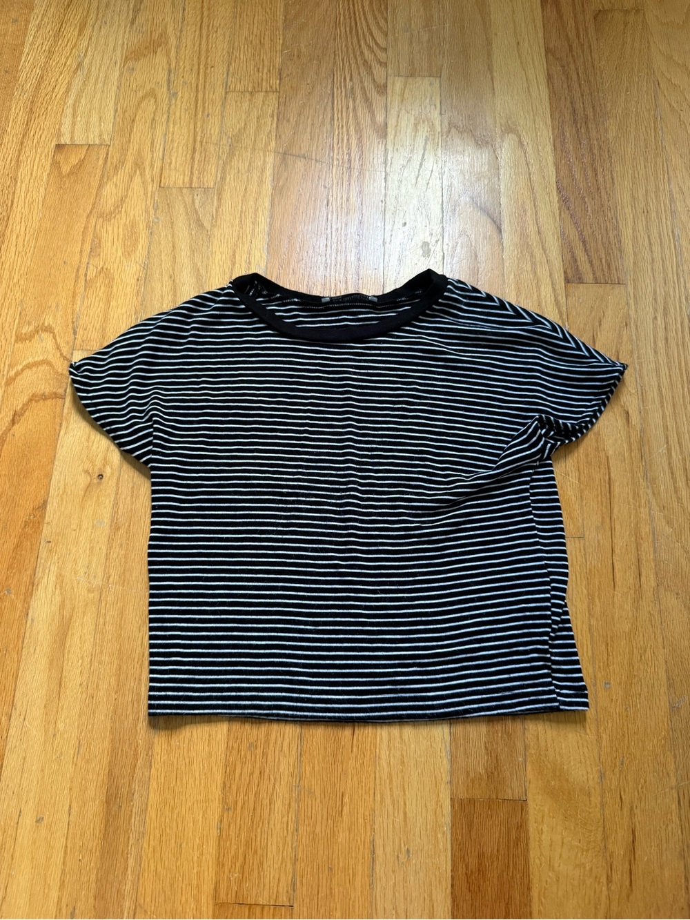 Zara Black & White Striped Cropped Tee